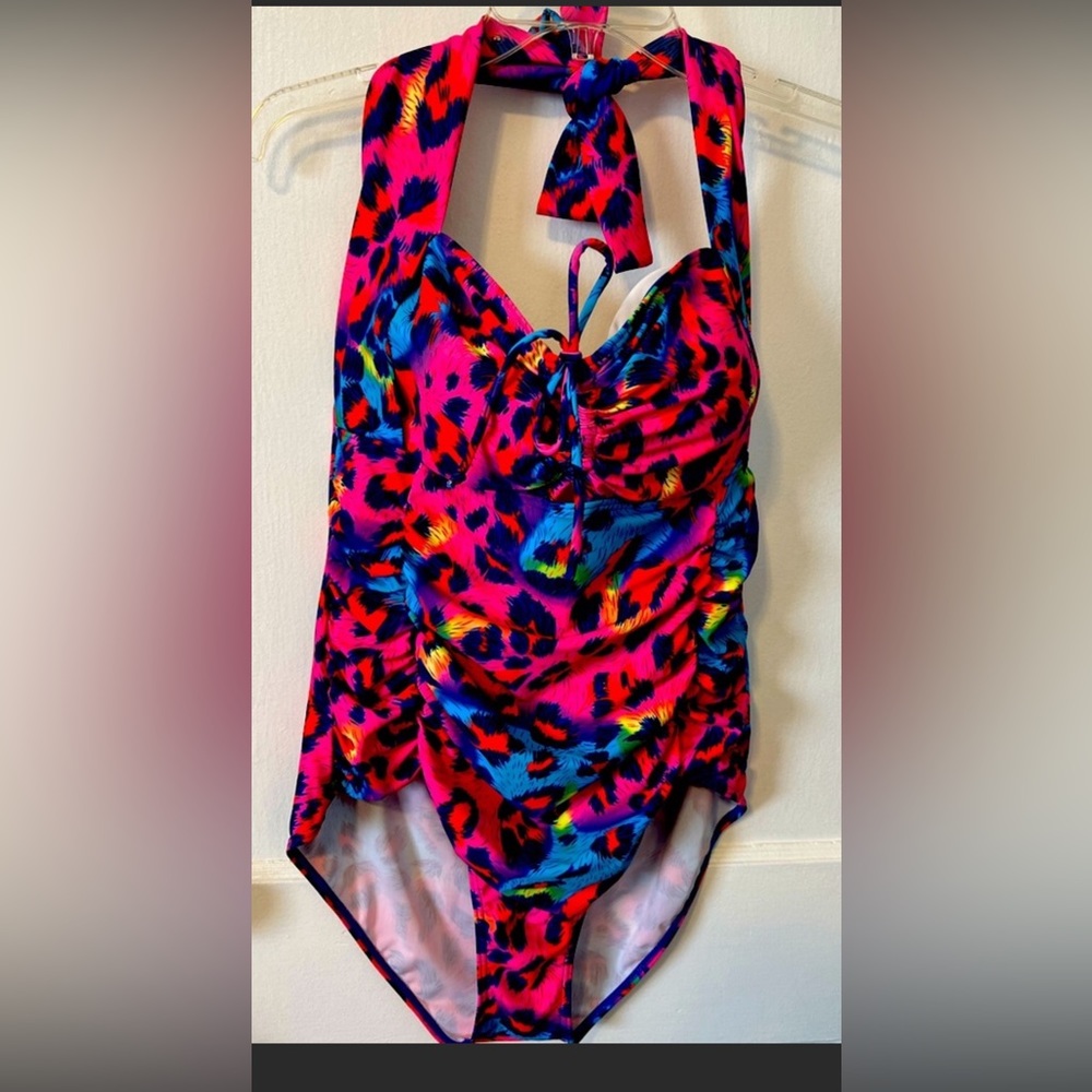 Beautiful Swimsuit Animal Print 5XL EUC